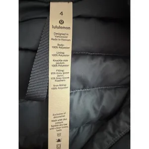 Lululemon Pack It Down Jacket Blue Women's Size 4 thumbnail 10