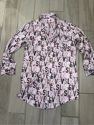 Victoria's Secret Lavender 'LOVE' Button-Up Pajama Top thumbnail 3
