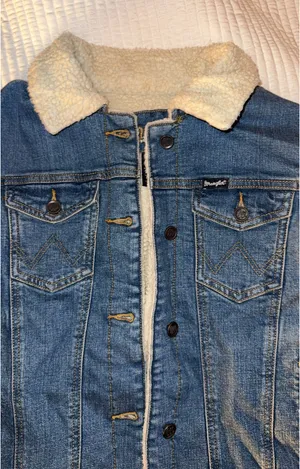 Wrangler Sherpa Lined Denim Jacket thumbnail 5