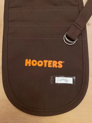 New Women’s Hooters girl Uniform Brown Server Pouch Crooked thumbnail 2