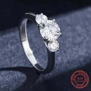 Sterling Silver SIZE 5 925 Classic CZ Engagement Wedding Ring thumbnail 3