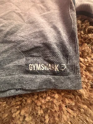 Gymshark Top Long Sleeve Crop grey and pink gradient thumbnail 3