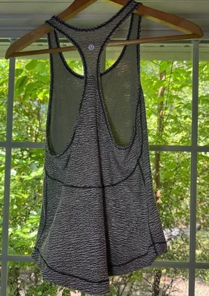 Lululemon Tank Top in Pebble Jacquard White Black Size M thumbnail 2