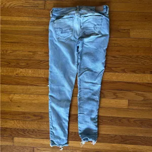 👖American Eagle High-Waisted Jegging Distressed Skinny Jeans👖 ~4 thumbnail 6
