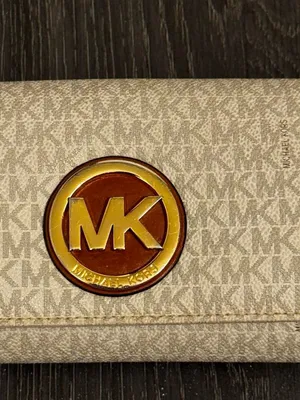 Womens Michael Kors Signature Canvas Beige Monogram Wallet Size OS thumbnail 2