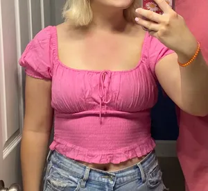 Hollister Crop Top thumbnail 1