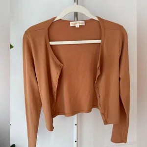 Women's Button Down Cardigan in Warm Tan Size M thumbnail 1