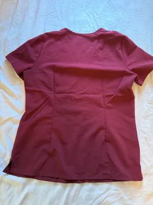 FIGS Scrub Top thumbnail 5