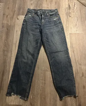 American Eagle Curvy Straight Jeans thumbnail 1
