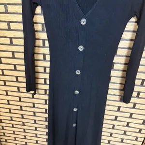 Reformation‎ Black Button Front Midi Dress thumbnail 3