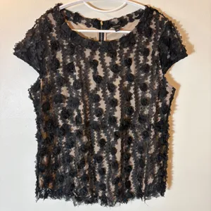 Ann Taylor Black Rosette‎ Floral Mesh Cap Sleeve Blouse Size Large thumbnail 1