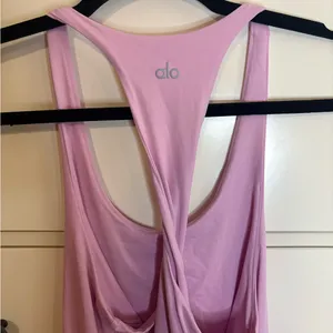 ALO yoga Tank top Pink Size XS thumbnail 4