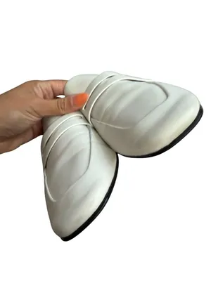 CHARLES & KEITH White Leather Loafers Flats Size 40 / US 10 thumbnail 7