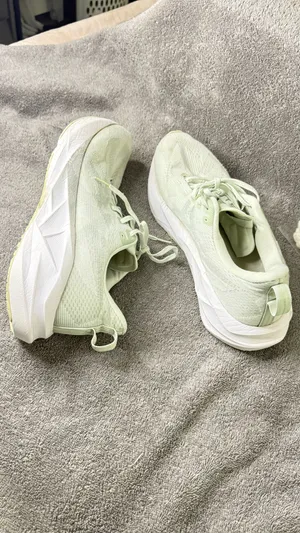 ASICS Novablast 5 Women's Running Shoessize 11.5 thumbnail 5