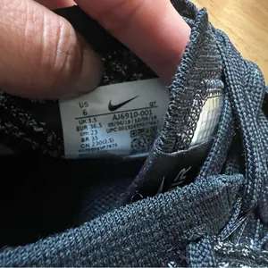 NIKE Vapormax women Sneakers size 6 thumbnail 7