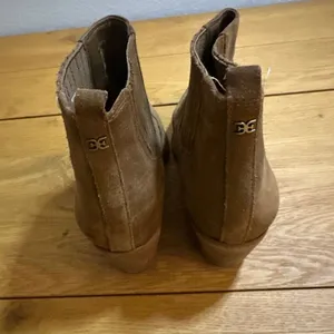 Sam Edelman Winona ankle heeled boots 7.5 thumbnail 8