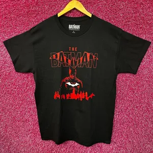 The Batman Matt Reeves DC Cinematic Universe Movie Tee L thumbnail 1