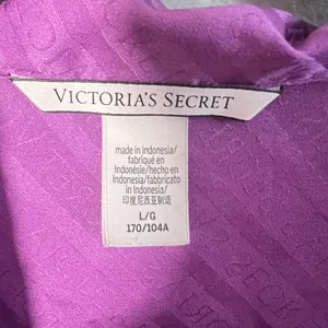 Victoria's Secret Satin Pajama Set Large Purple Logo Shorts Lightweight thumbnail 3