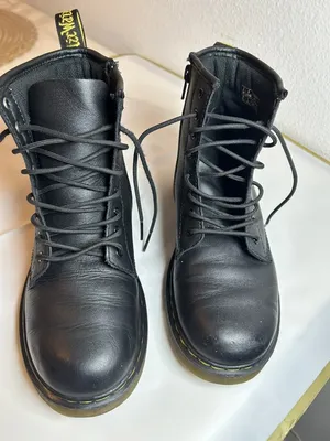 Doc Dr Martens 14045 Vegan Felix Combat Lace Up Women's Size 4Boots thumbnail 1