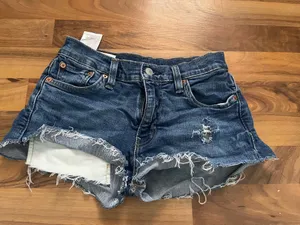 Levi’s 501 Jean shorts low rise thumbnail 1
