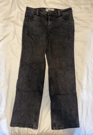 Hollister Low-Rise Straight Leg Jeans thumbnail 1