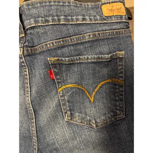 Levis 526 Slender Straight Jeans‎ Womens 16 Blue Medium Wash Denim Stretch Pants thumbnail 5