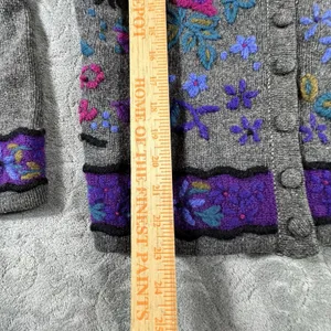 VTG L.L. Bean Womens M 100% Wool Cardigan Sweater Embroidered Elbow Patches 80's thumbnail 12