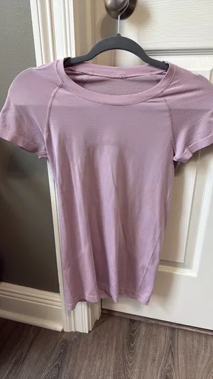 Lululemon Swiftly Tech thumbnail 1