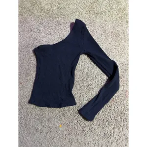 RSQ Womens XXS Black Ribbed One Shoulder Long Sleeve‎ Asymmetrical Knit Top thumbnail 2