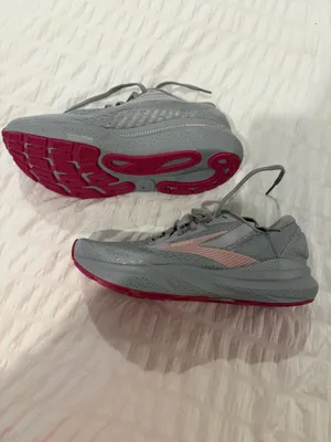 Brand new Brooks Adrenaline thumbnail 3