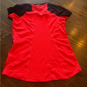 Nike Running Women's Vivid coral Red and Black Tee thumbnail 4