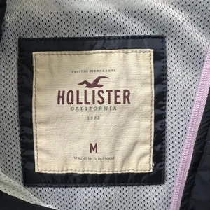 Hollister Hooded Windbreaker Jacket Medium Women Black Lightweight Casual Zip Up thumbnail 3