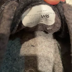 allbirds Women’s Wool Runners dark Gray thumbnail 2