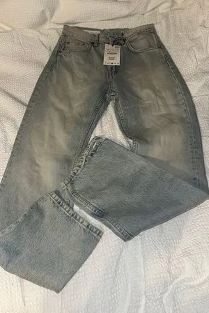 High Rise Straight Leg Jeans thumbnail 1