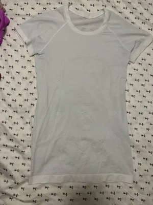 Lululemon Swiftly Tech thumbnail 1