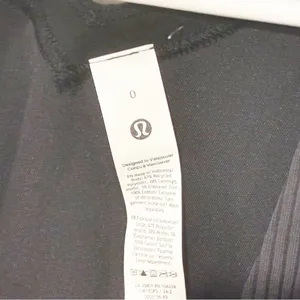 Lululemon Ribbed Softstreme Cropped Tank Top Black Size 0 NEW thumbnail 4