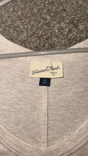 Universal Thread Long Sleeve  thumbnail 2