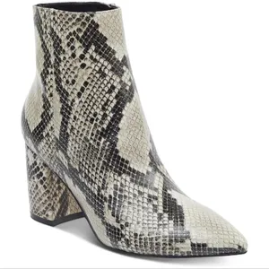 Marc Fisher‎ Snakeskin Faux Leather Chunky Boot Pointed Toe Retire Line 6M EUC thumbnail 1