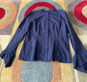 Lauren Ralph Lauren Navy Blue Eyelet Cotton Button Front Blouse Size 6 Petite thumbnail 1