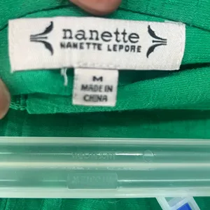 Nanette Lepore Vibrant Green Flared  layered flowy  Pants thumbnail 3