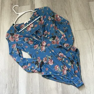 LoveShackFancy Floral Bodysuit v neck long sleeve womens Blue (small) feminine thumbnail 1