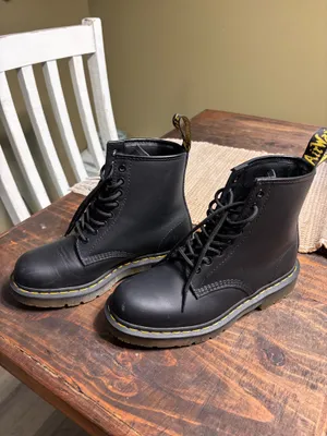 Dr. Martens thumbnail 2