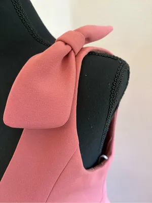 Elliatt Aster Dress Rosewood Pink Bow Shoulder Cocktail Mini Dress Sz M Modern thumbnail 8