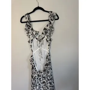 Petal & Pup Rory Floral Ruffle Detail Open Back Maxi Dress XL NEW thumbnail 15