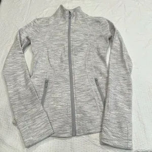 Lululemon gray define jacket size 2 *has logo* thumbnail 2