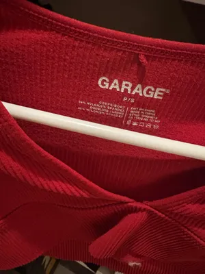 Garage Red Cropped Long Sleeve Top thumbnail 2