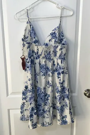 Haute Monde White/Blue Floral Sundress Size Large NWT thumbnail 2