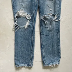 Abercrombie and Fitch Mom Jeans Ripped Distressed Jeans Size 25 thumbnail 9