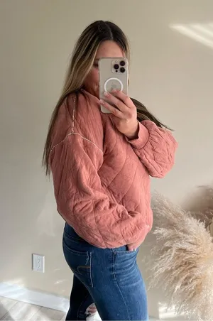 Universal Threads quilted pullover sweater thumbnail 3