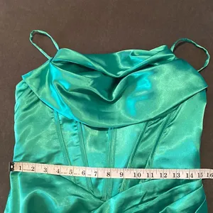 Women’s Green Full Length Prom Dress Criss Cross Straps Leg Slit Size 10 *READ thumbnail 9